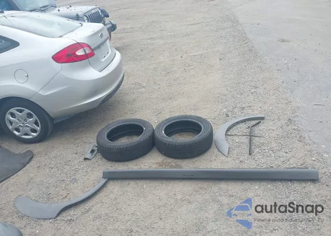 2007 Pontiac Vibe из США, поврежденный, VIN 5Y2SL65857Z424586